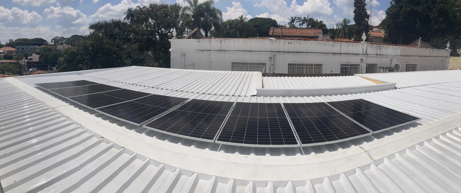 Usina comercial · 28 kWp